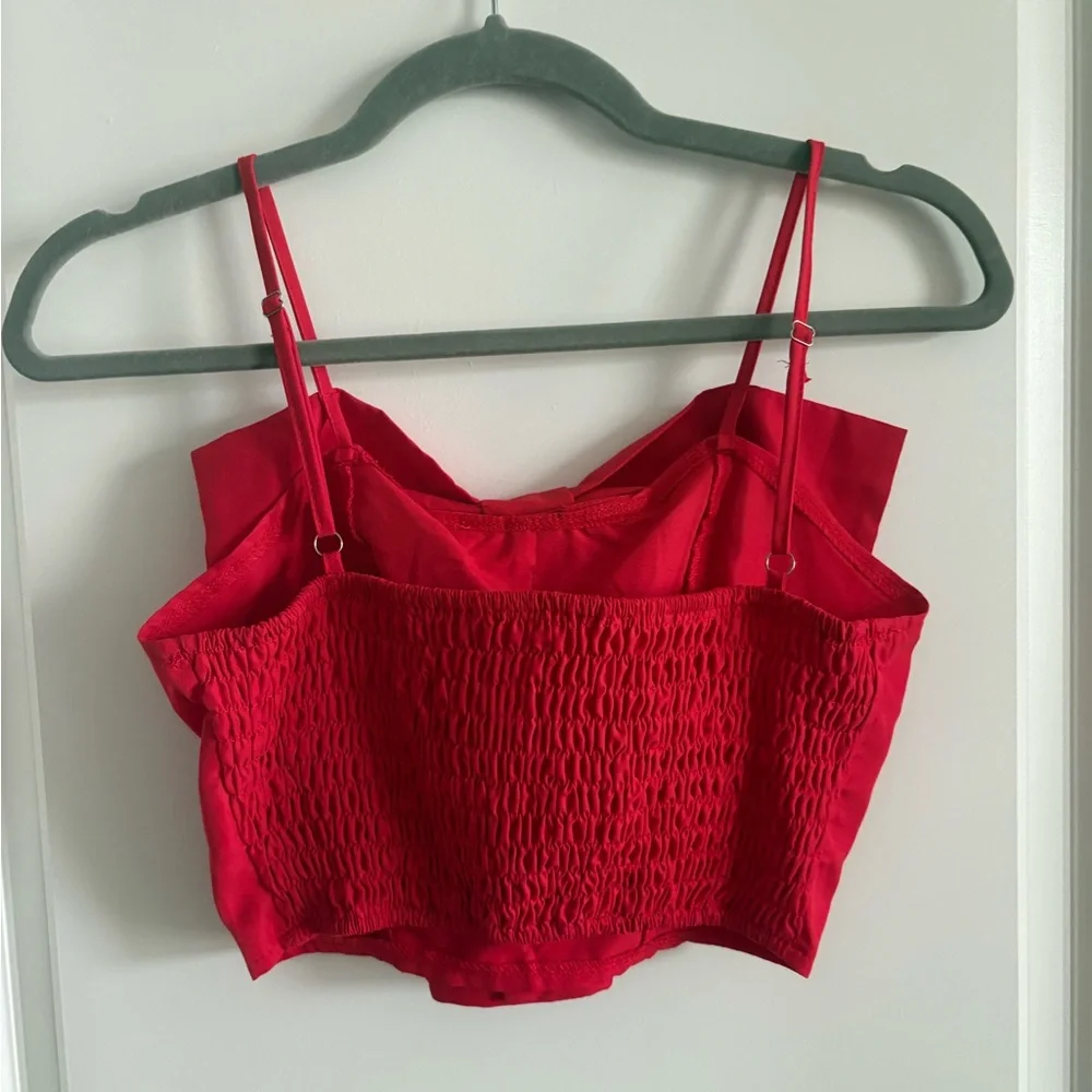 Elegant Red Bow Top - Picture 3 of 4